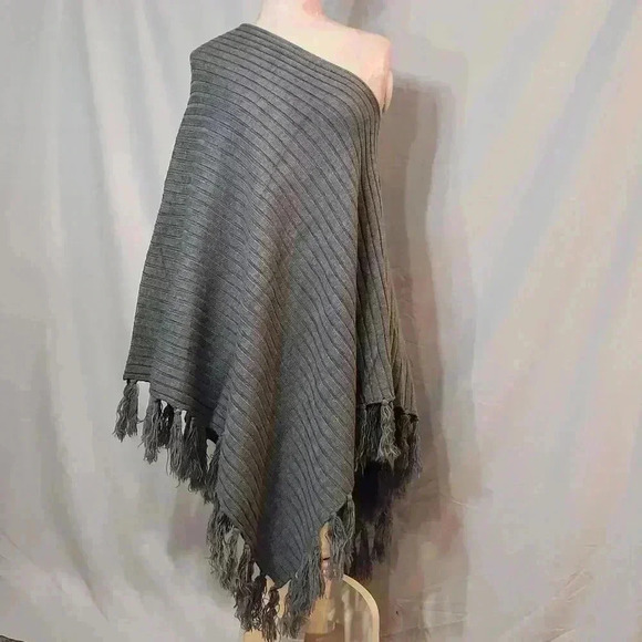 New York and Company Sweater Fringe/Tassel Poncho - Picture 1 of 10